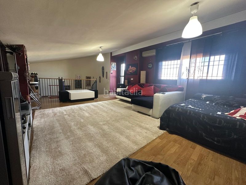 Foto 8161b630-4561-4fb4-b58e-b0cd90c74cab. Xalet amb xemeneia calefacció aparcament piscina a Arroyomolinos