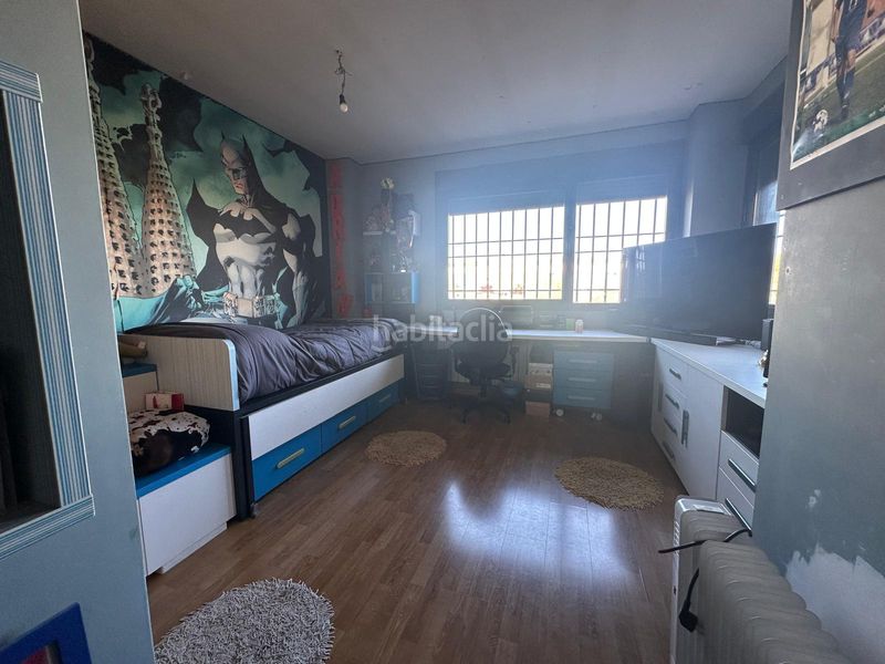 Foto 89609568-d54a-4a88-8146-873bf72905f4. Xalet amb xemeneia calefacció aparcament piscina a Arroyomolinos