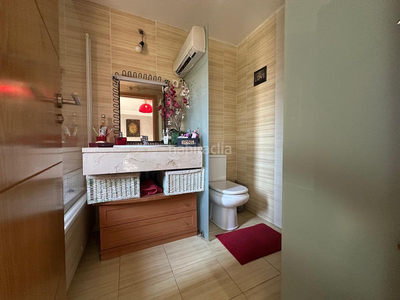 Foto 8be285b9-2045-4dff-971f-a8ebaf6c33b9. Xalet amb xemeneia calefacció aparcament piscina a Arroyomolinos