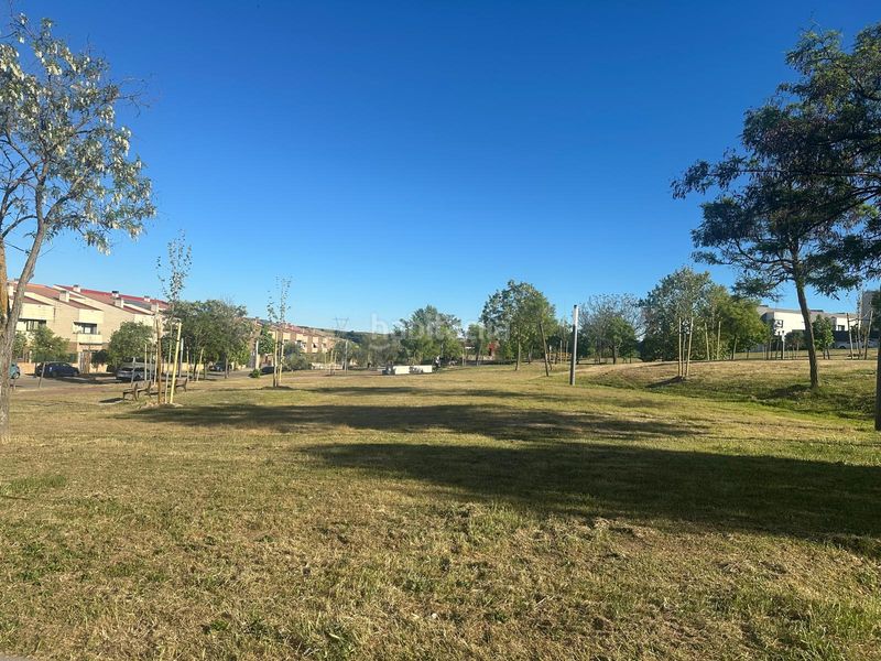 Foto a41632db-b822-4f0b-b8dc-ae9996fd63ca. Xalet amb xemeneia calefacció aparcament piscina a Arroyomolinos