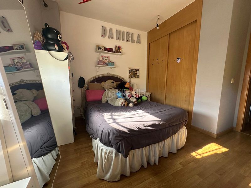 Foto ab5a0ea0-7db1-43a7-976a-b5875c812c05. Xalet amb xemeneia calefacció aparcament piscina a Arroyomolinos