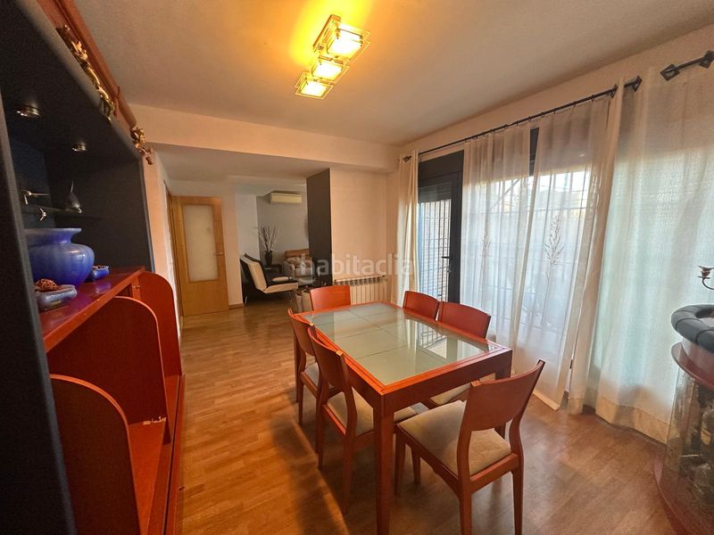 Foto c9c34787-f051-449b-bdcb-ec8b1af8832d. Xalet amb xemeneia calefacció aparcament piscina a Arroyomolinos