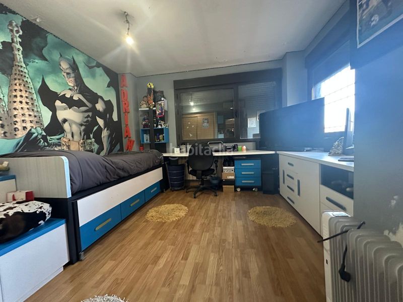 Foto d71ba035-a8cd-4271-8354-81e67f011a93. Xalet amb xemeneia calefacció aparcament piscina a Arroyomolinos