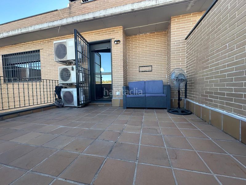 Foto f1d2f333-c77f-4b92-9c26-6f177fdfa209. Xalet amb xemeneia calefacció aparcament piscina a Arroyomolinos