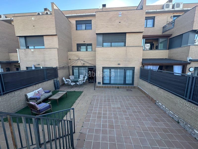 Foto f55ae049-64a8-4827-a1b5-c7ae50174ee6. Xalet amb xemeneia calefacció aparcament piscina a Arroyomolinos