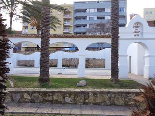 Local Comercial en Pueblo. Local  calpe centro
