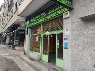 Location Local commercial  María victoria moreno. Avenida de maría victoria moreno, 17