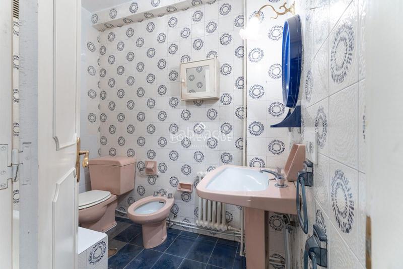 Foto 30ceb621-1b16-497a-a1f0-15ca62e8c23f. Flat with heating parking in Zona de Plaza de Barcelos Pontevedra