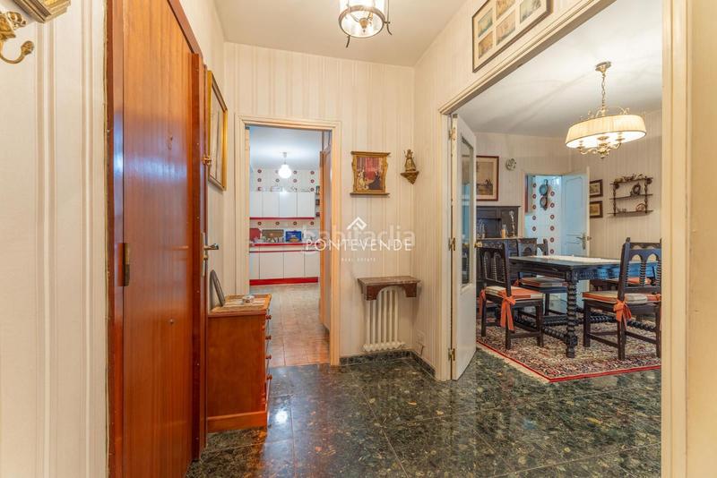 Foto 37b2d568-6f52-40c2-ac01-0b1ce21fba54. Flat with heating parking in Zona de Plaza de Barcelos Pontevedra