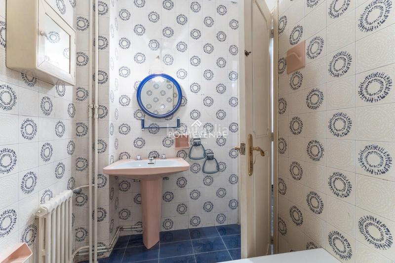 Foto f5e2a8eb-df25-41e0-96df-5464e2e3ff3e. Flat with heating parking in Zona de Plaza de Barcelos Pontevedra