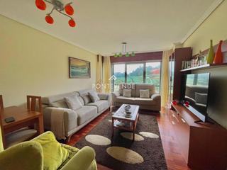 Appartement  Rianxiño. Piso amplío y luminoso de 2 dormitorios y 2 baños en rianxiño