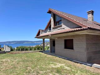 Xalet a Marín. Exclusiva vivienda en lapamán, marín