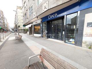 Location Local commercial  Rosalía de castro. Local comercial de 239 m2. en venta ó alquiler en pontevedra