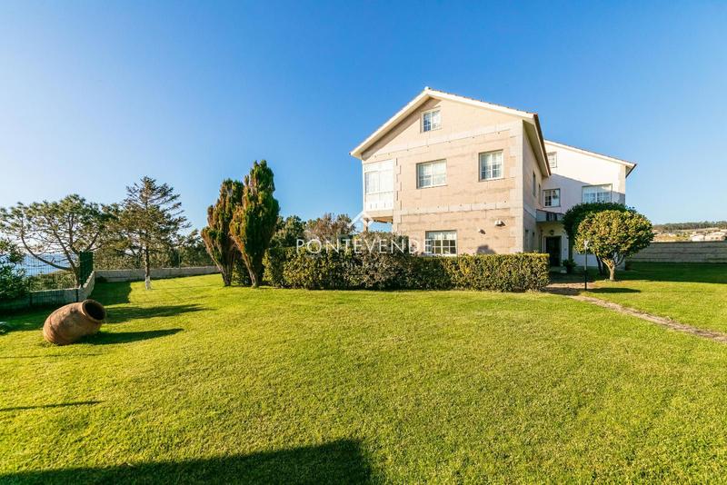 Foto 058f5a20-2152-4476-9edf-8ce6f95bf38a. Chalet mit heizung in Noalla Sanxenxo