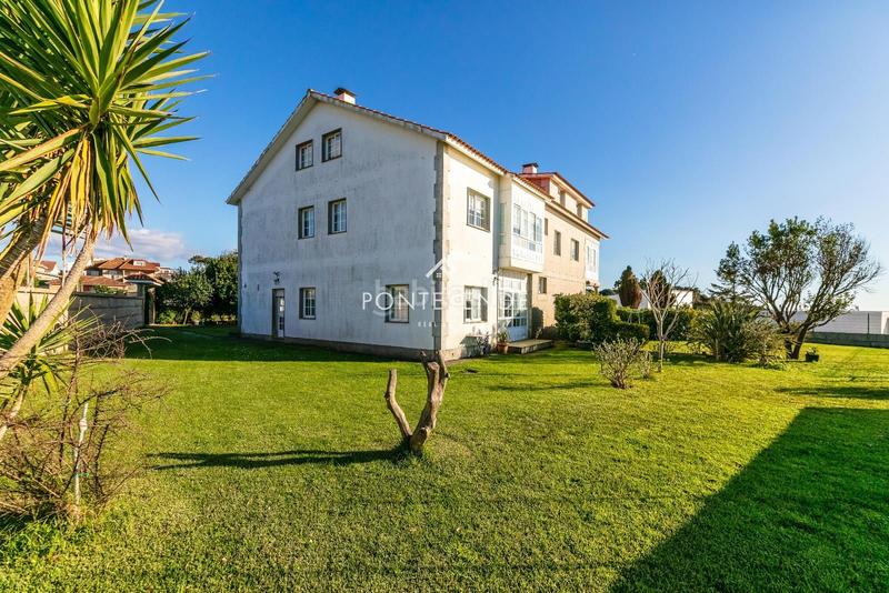 Foto 1a14230c-ed68-4bc3-88ce-f2ebc3b1b87d. Chalet mit heizung in Noalla Sanxenxo