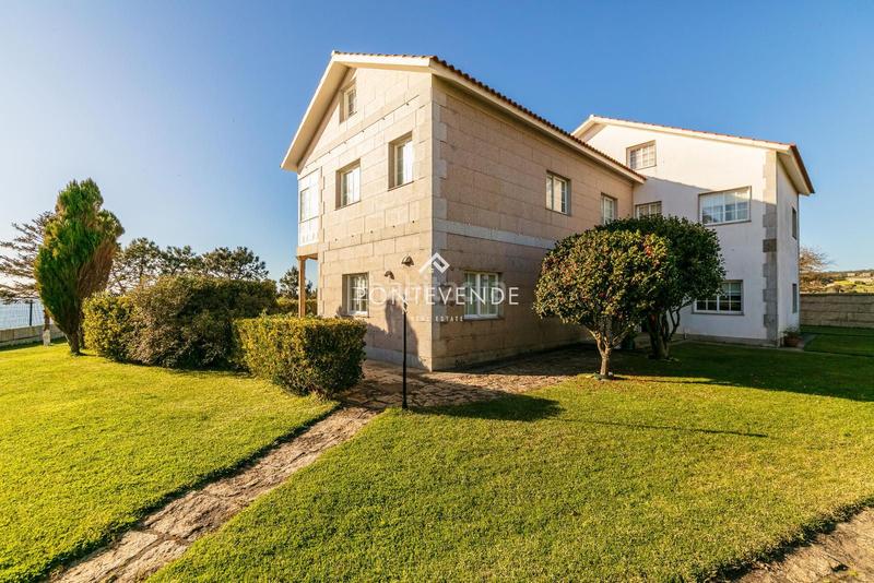 Foto 4a58135b-5d3a-4101-ba5d-1fd37c626d10. Chalet mit heizung in Noalla Sanxenxo