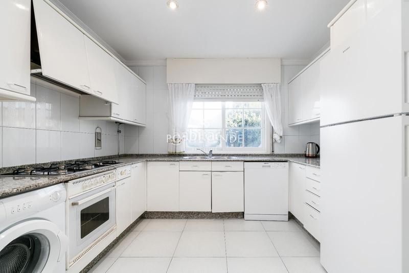 Foto 520999a3-8a82-4562-867e-2b991f12fc7c. Chalet mit heizung in Noalla Sanxenxo