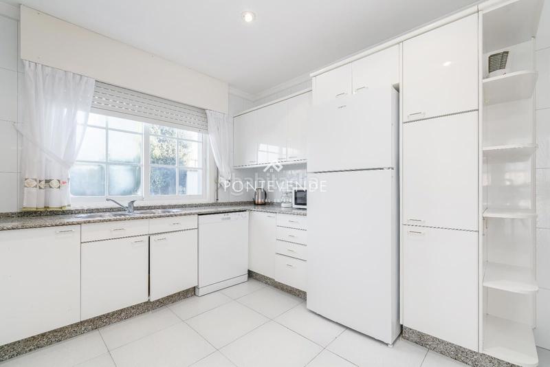 Foto beb6bf74-76d4-4fb2-a0c3-c6fac09ebe3a. Chalet mit heizung in Noalla Sanxenxo
