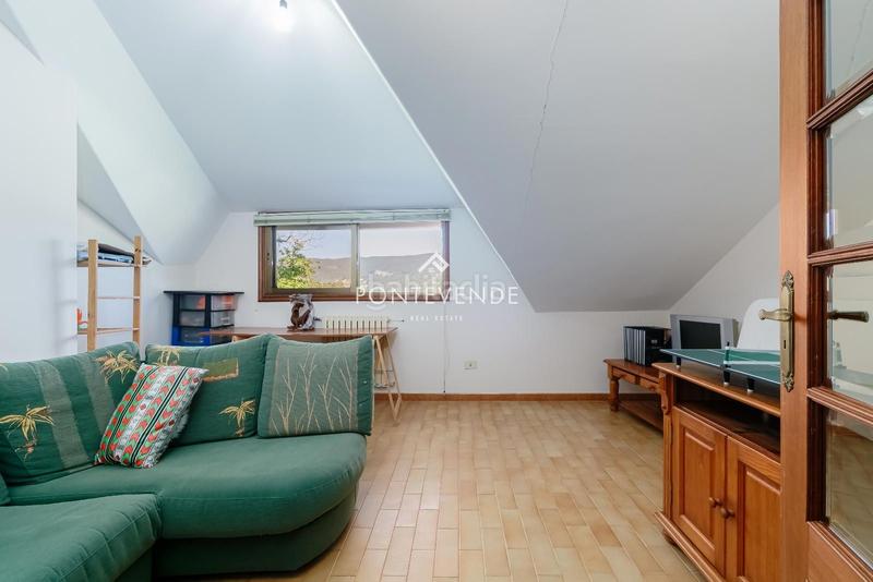 Foto 010d18d6-8194-48d6-ba33-1111cdf82c7a. Maison avec parking dans Poio