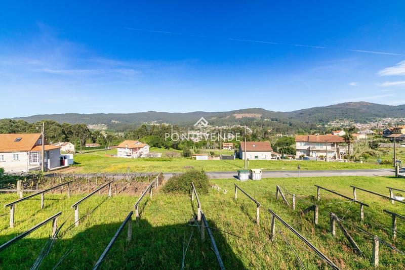 Foto 490e005d-ea87-4515-a871-7a37134ddb33. Maison avec parking dans Poio