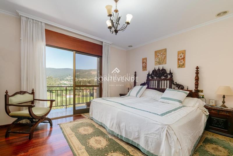 Foto 8ee07cf4-c2a9-47df-aed7-cc56da37e0f9. Maison avec parking dans Poio