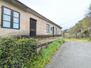 Casa  Lugar a cuqueira - carballedo. En cotobade