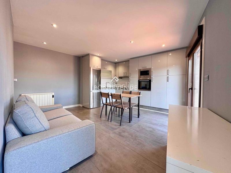 Foto 34fbf941-7f0a-46fd-8418-46aaab1cceea. Attico con riscaldamento parcheggio piscina in Marín