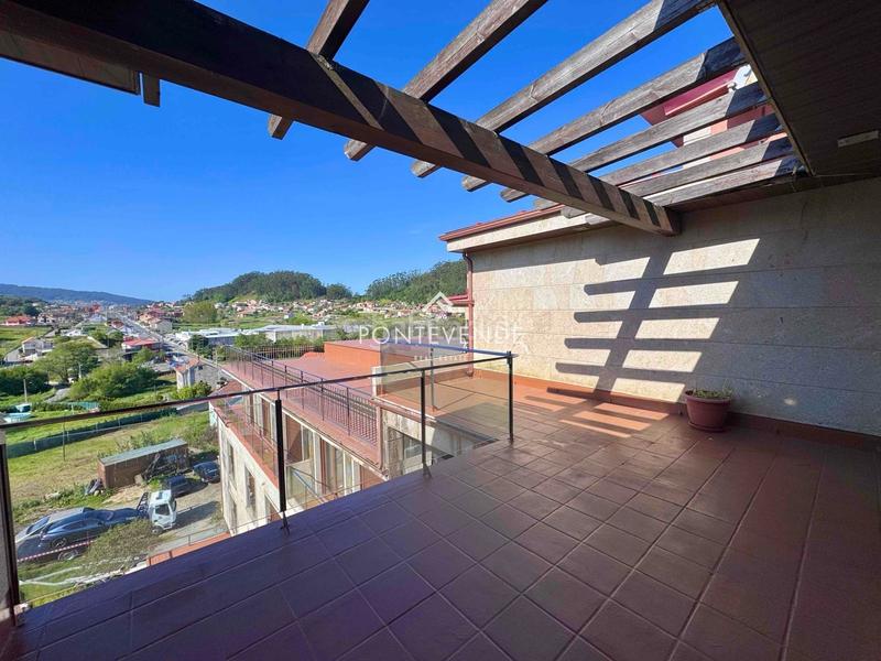 Foto ab105b72-e7a8-41a1-bec4-2739f10e06a3. Attico con riscaldamento parcheggio piscina in Marín