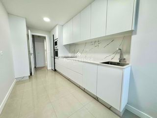 Etagenwohnung in Covelo 13. Piso en la playa de 3 dormitorios, dos baños y dos plazas de gar