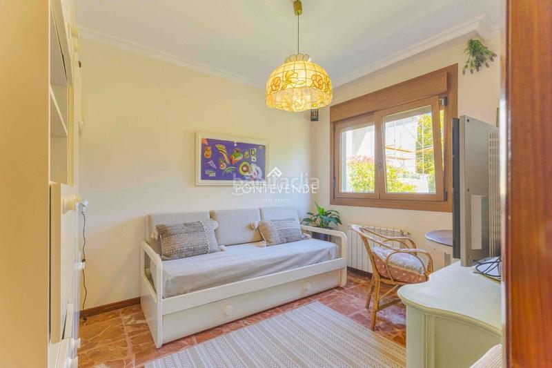 Foto 53d9e4be-f9c5-48f5-b2ab-0cebeec2ee62. Chalet con riscaldamento parcheggio piscina in Sanxenxo pueblo Sanxenxo