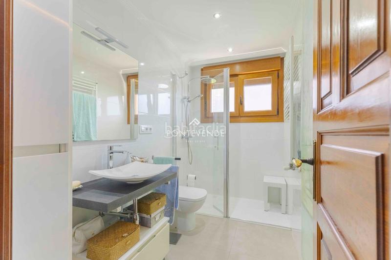 Foto 76a3dd44-fee0-45d3-90ce-31048b4f2ab8. Chalet con riscaldamento parcheggio piscina in Sanxenxo pueblo Sanxenxo