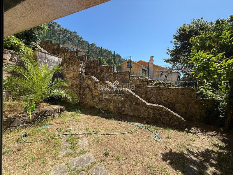 Foto f10ba3b5-e0a6-406e-b584-08ff7b69ba40. Casa adosada calle boa vista, 21 en Poio