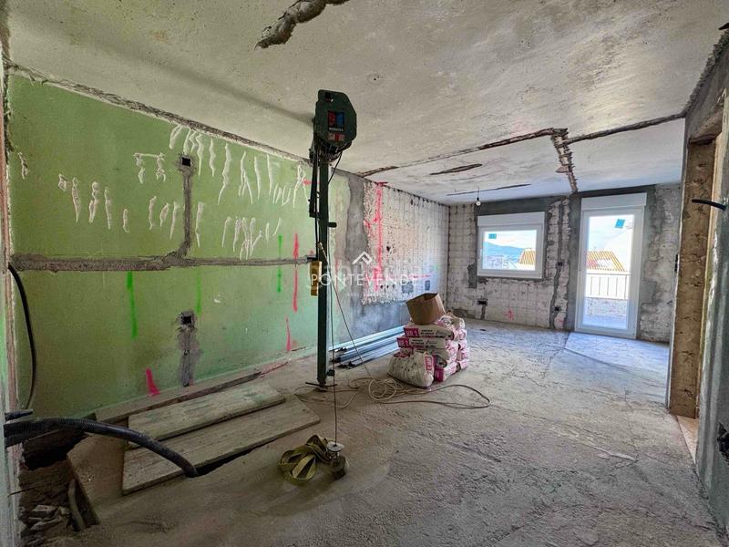 Foto 7910c482-e947-47ea-bc36-1f711876151c. Ático piso llave en mano con dos terrazas, vistas y alta rentabilidad en Marín