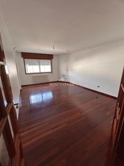 Location Appartement à Centro - Echegaray. Piso luminoso de tres dormitorios  con garaje