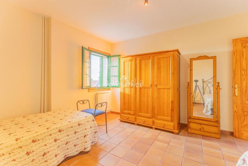 Foto 8765bad7-4a7d-4d09-9962-52b48967bc82. Casa con riscaldamento in Aldán Cangas