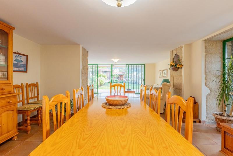 Foto 8e5439ee-beea-44b1-8068-33a6104dc7e5. Casa con riscaldamento in Aldán Cangas