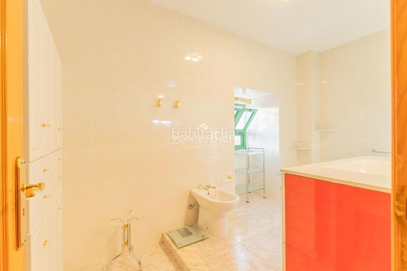 Foto 8ebdf4ea-7102-4942-99af-d75a894378ad. Casa con riscaldamento in Aldán Cangas