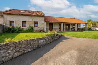 Haus  Carballo do pazo-salcedo. Vivienda nueva, de 4 dormitorios y 4 minutos de pontevedra