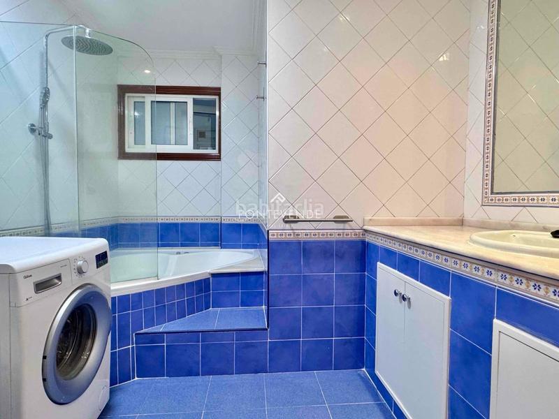 Foto 2f436a9d-6ee8-47bb-a33f-d5ed1b30fcd8. Alquiler piso  en alquiler en garcía barbón en Vigo