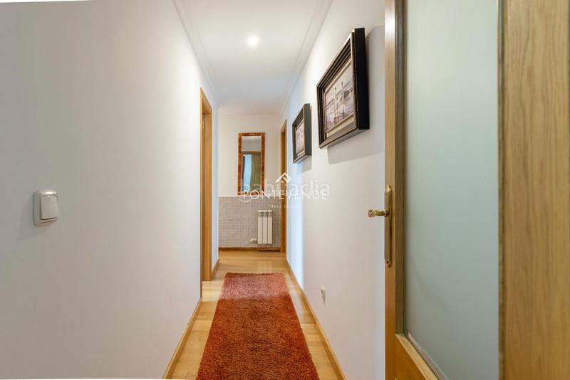 Foto 0f4e2e63-822f-4c1f-88a0-95950d6d2cd4. Pis amb calefacció aparcament a Centro - Echegaray Pontevedra