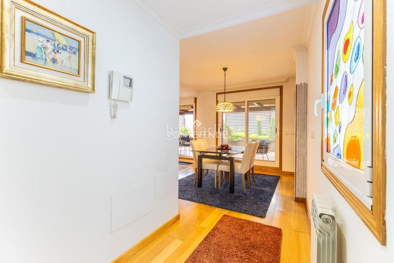 Foto a1e2e7b9-386b-4c3b-a8da-e3ef06740fb8. Pis amb calefacció aparcament a Centro - Echegaray Pontevedra