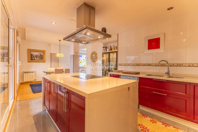 Foto a45ff3e1-4ccc-4a1d-89a1-a856641c6531. Pis amb calefacció aparcament a Centro - Echegaray Pontevedra