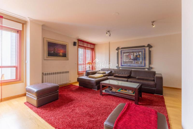 Foto b84d8d08-cb18-460e-bed5-a0b593a846a2. Pis amb calefacció aparcament a Centro - Echegaray Pontevedra