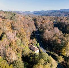 Casa  Lugar de insua. Casa con jardín a 30 minutos de pontevedra