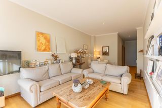 Pis a Sanxenxo Pueblo. Piso en sanxenxo con piscina y doble plaza de garaje
