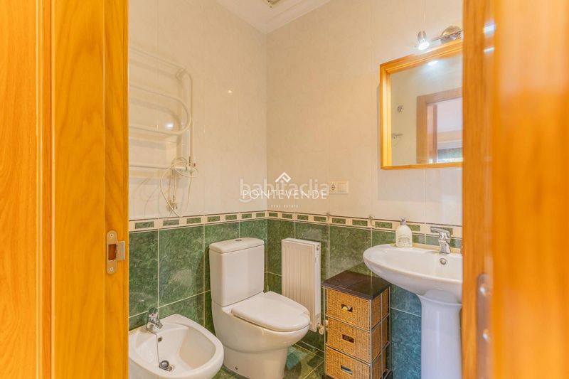 Foto ddd83ba4-0309-4fae-8450-0e6a7a7ad808. Pis amb calefacció aparcament piscina a Sanxenxo pueblo Sanxenxo