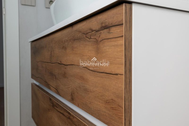 Foto 1a5c075c-7a31-4286-9635-e36742c70188. Pis a Zona de Plaza de Barcelos Pontevedra