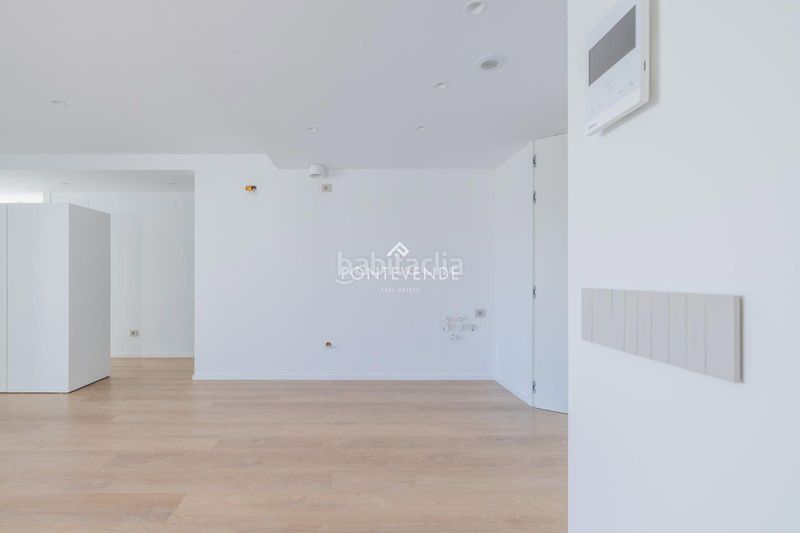 Foto fca1cdbd-08f0-48e4-8eab-f57864518904. Pis a Zona de Plaza de Barcelos Pontevedra