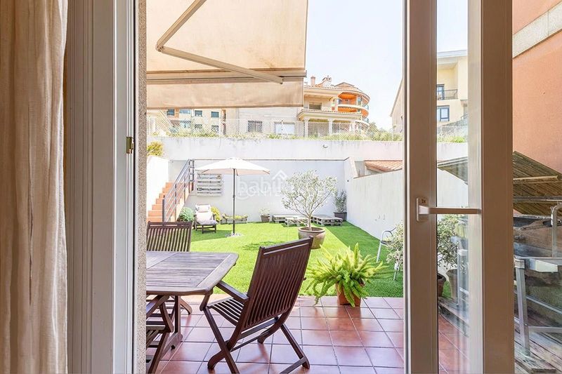 Foto 0868f62d-11d5-4614-bd3b-ee99ee29ae43. Casa adossada amb calefacció aparcament piscina a Sanxenxo