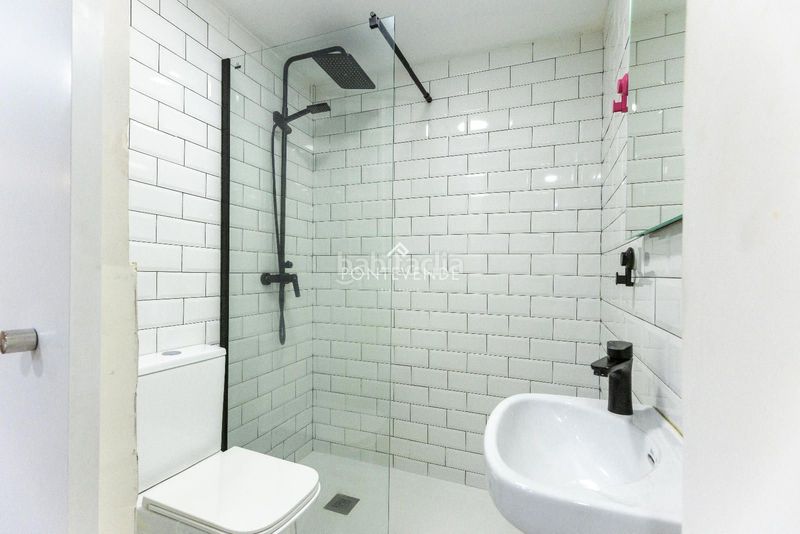 Foto 11de29a8-77fa-4780-b435-a1fdd69af868. Pis amb aparcament a Centro - Echegaray Pontevedra